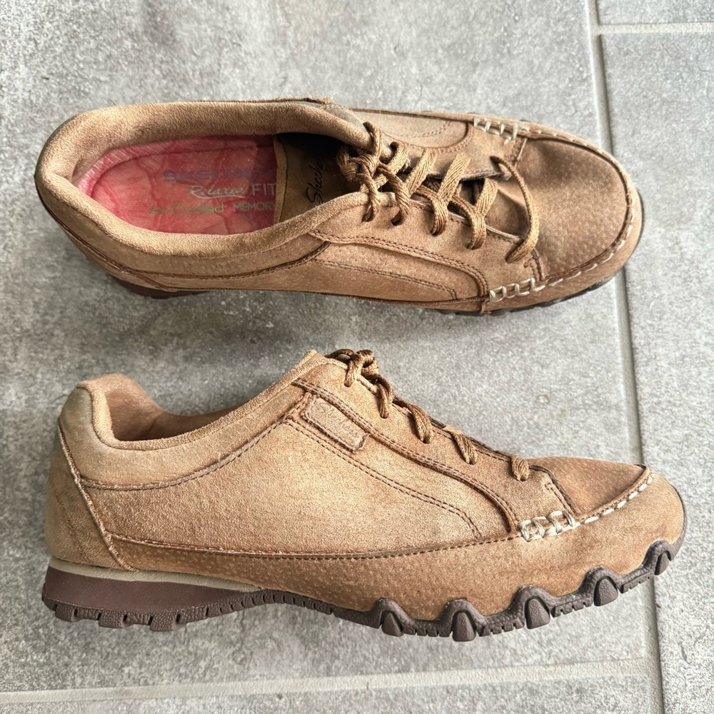 Vintage Y2K 90s leather lace up Sporty Skecher sneakers size women’s 6.5